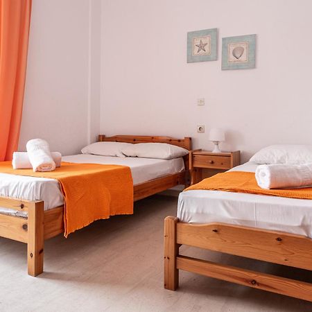 Mike'S Apartments Неи Порои Екстериор снимка